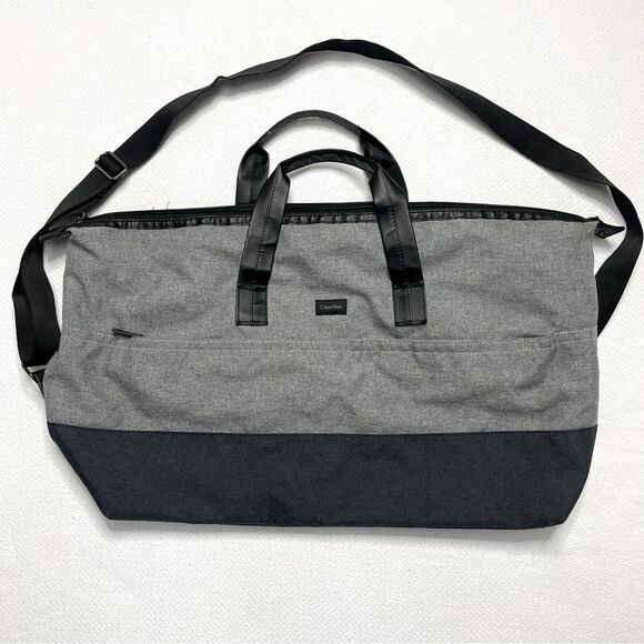 Calvin Klein Gray Black Weekender Duffle Bag Handles and Long Strap - Picture 1 of 14